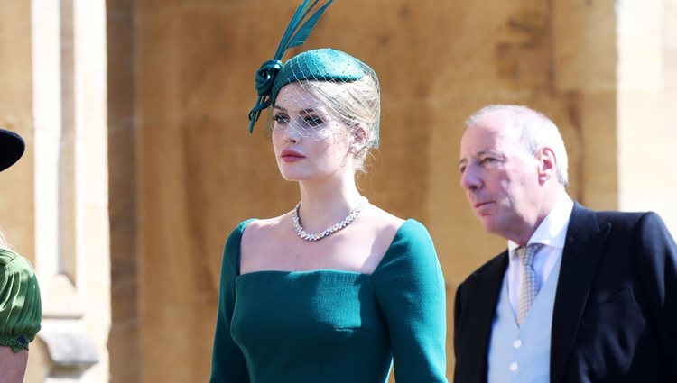 Lady Kitty Spencer llegando a la boda del Príncipe Harry y Meghan Markle