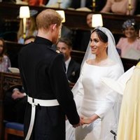 El Príncipe Harry y Meghan Markle durante los votos matrimoniales