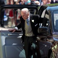 El Duque de Edimburgo bajándose del coche en la boda del Príncipe Harry y Meghan Markle