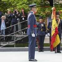 El Rey Felipe VI presidiendo el desfile de las Fuerzas Armadas en Logroño