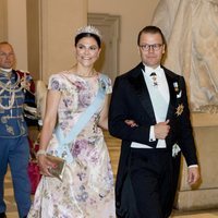 Los Príncipes Victoria y Daniel de Suecia en la cena de gala del 50 cumpleaños de Federico de Dinamarca