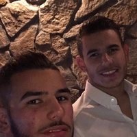 Theo y Lucas Hernández en el 21 cumpleaños del último