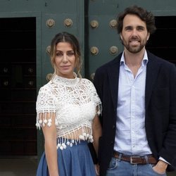 Elena Tablada y Javier Ungría en el bautizo de la hija de Elisabeth Reyes