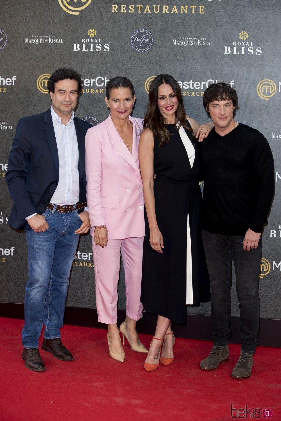 Jordi Cruz, Samantha Vallejo Nágera, Pepe Rodríguez y Eva González en la inauguración del restaurante de 'MasterChef' en Madrid