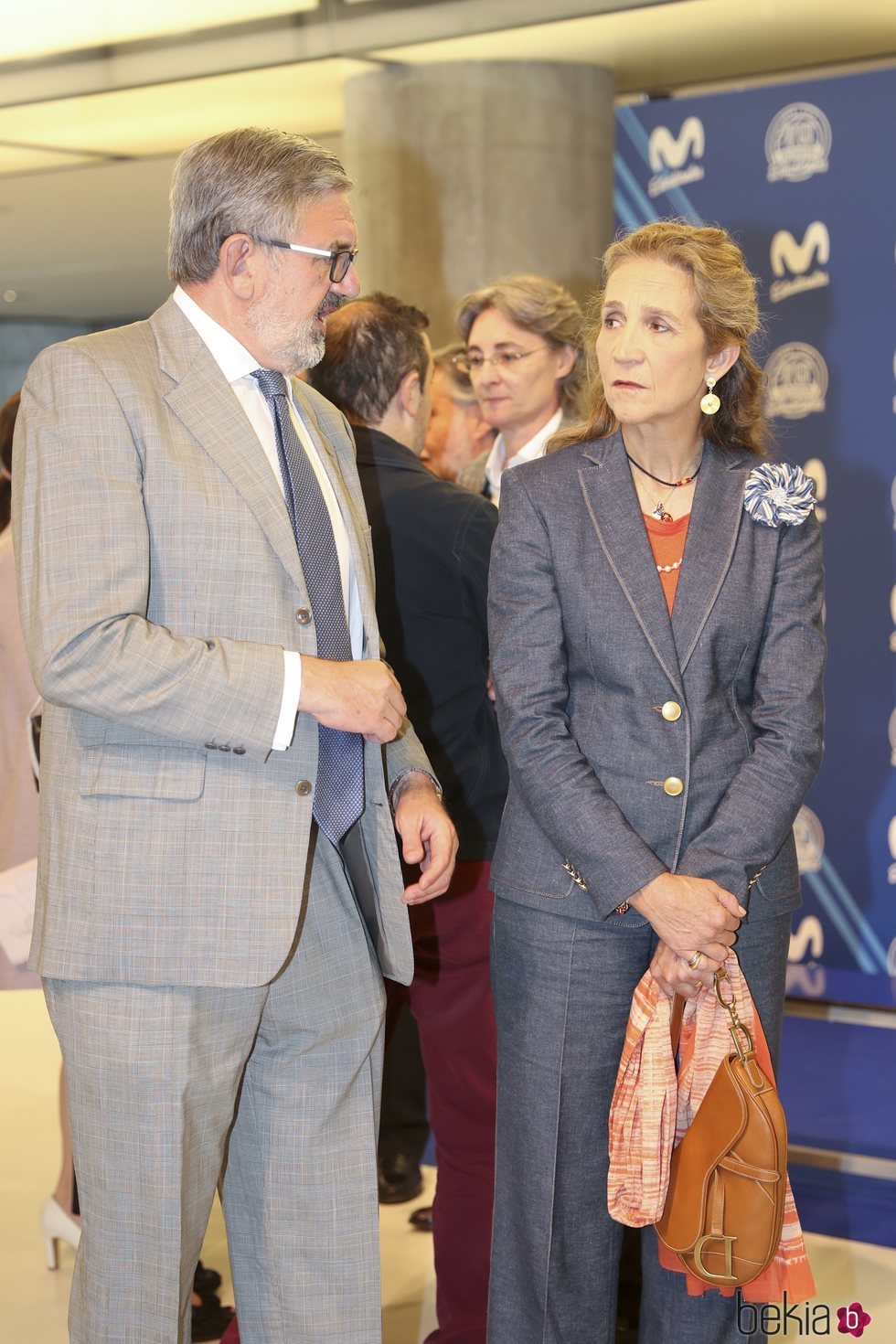 La Infanta Elena y Carlos García Revenga en los premios 'Todos somos Estudiantes'