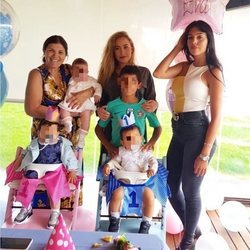 Georgina Rodríguez y Dolores Aveiro celebrando el cumpleaños de los mellizos Eva y Mateo