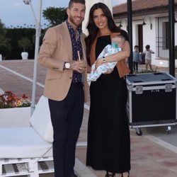 Pilar Rubio y Sergio Ramos disfrutando de una fiesta familiar con su hijo Alejandro