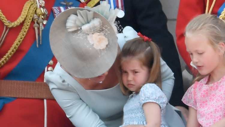 La Princesa Carlota de Cambridge enfadada en el Trooping The Colour 2018