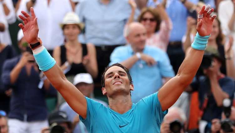 Rafa Nadal celebrando su victoria en Roland Garros 2018