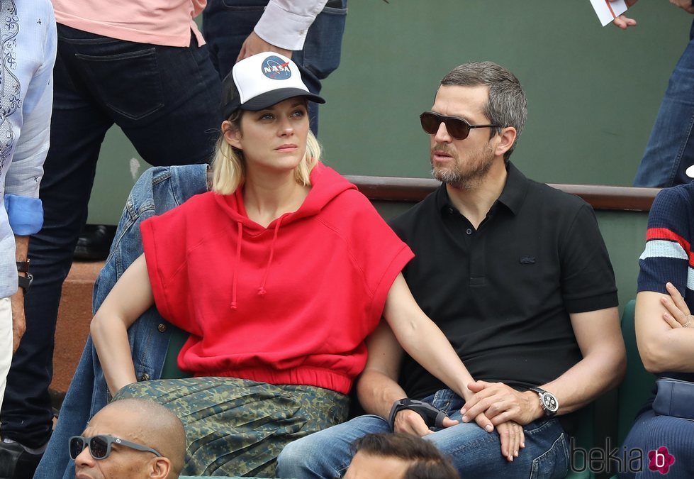 Marion Cotillard y Guillaume Canet en la final del Roland Garros 2018