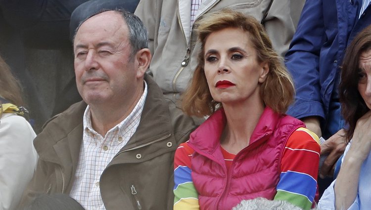 Agatha Ruiz de la Prada y El Chatarrarero disfrutando de la Corrida de la Prensa 2018