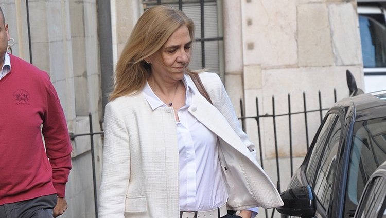 Primera imagen de la Infanta Cristina tras conocerse la sentencia del Supremo sobre Iñaki Urdangarin