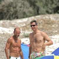 Iñaki Urdangarin y Kyril de Bulgaria con el torso desnudo en Mallorca