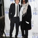 Jesse Eisenberg y Whoopi Goldberg en la gala 'Children at heart'