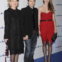 Manuel Martos, Amelia Bono y Ana María Rodríguez durante un acto de la firma 'Bombay Sapphire'