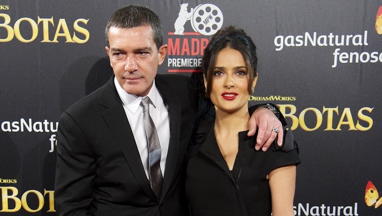 Antonio Banderas y Salma Hayek estrenan en Madrid 'El gato con botas'