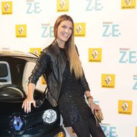 Laura Sánchez en la presentación de un coche eléctrico