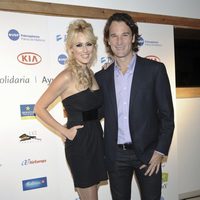 Carolina Cerezuela y Carlos Moyá en una cena solidaria por el Chad