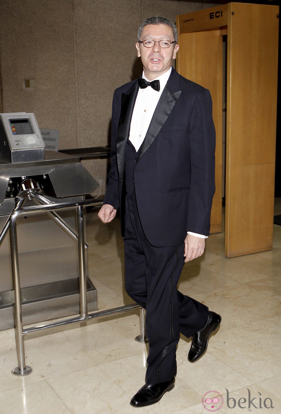 Alberto Ruiz Gallardón en la entrega de los premios Mariano de Cavia 2011