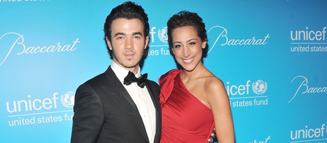 Kevin Jonas y Danielle Jonas en la Gala Unicef de Nueva York