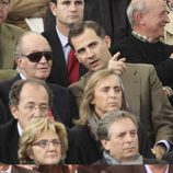 El Rey Juan Carlos junto al Príncipe Felipe en la Copa Davis