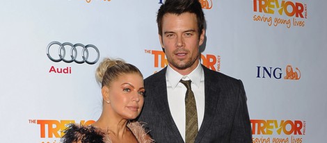 Josh Duhamel y Fergie en la Gala Trevor 2011