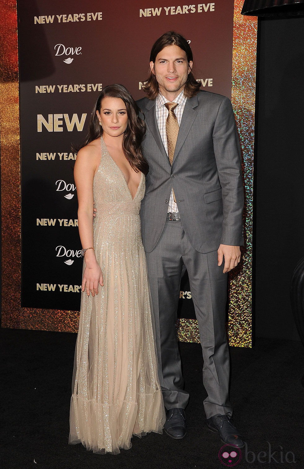 Ashton Kutcher y Lea Michele en el estreno de 'New Year's Eve' en Los Angeles