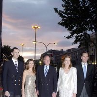 Los Reyes Felipe y Letizia, el Rey Juan Carlos, la Infanta Cristina e Iñaki Urdangarin en los Premios Laureus 2006