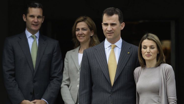 La Infanta Cristina e Iñaki Urdangarin con los Reyes Felipe y Letizia