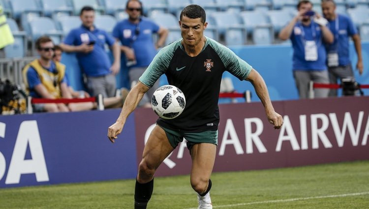 Cristiano Ronaldo entrenando con Portugal antes de debutar en el Mundial de Rusia 2018