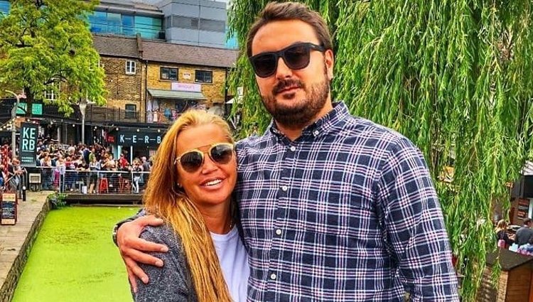 Belén Esteban y Miguel durante un viaje a Londres