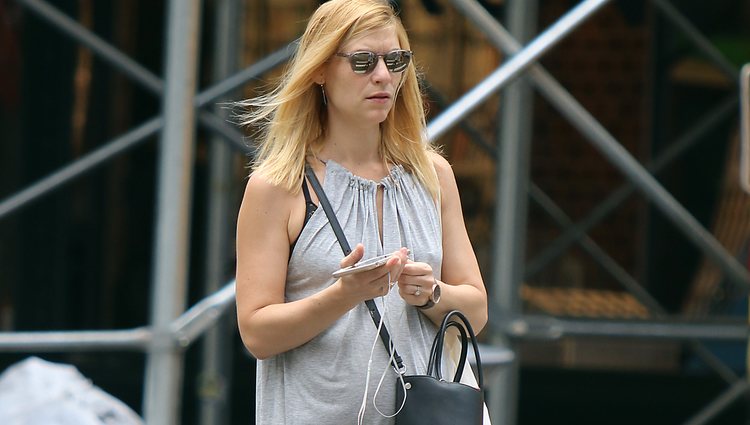 Claire Danes luce en las calles de Nueva York, su segundo embarazo