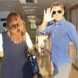 'El Cordobés' ingresando en el hospital con Virginia Troconis