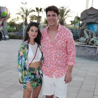 Diego Matamoros con su novia en la Summer Party 2018 del Parque Warner de Madrid