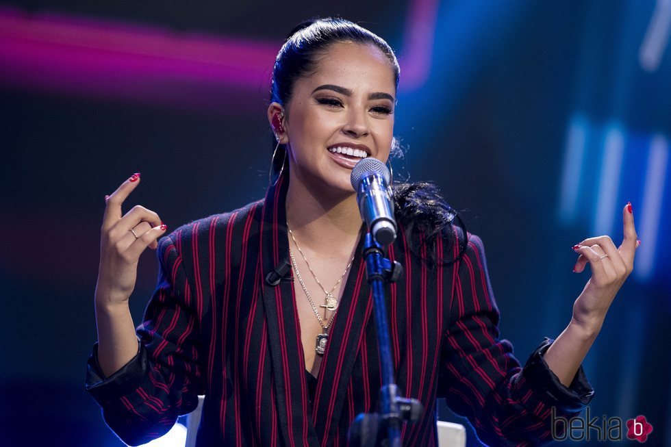 Becky G cantando en 'El Hormiguero'