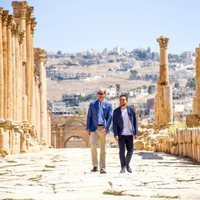 El Príncipe Guillermo durante su visita oficial a Jordania junto a Hussein de Jordania