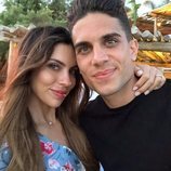 Melissa Jiménez celebrando su cumpleaños con Marc Bartra en Mikonos