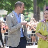 El Príncipe Guillermo pasea con Netta por las calles de Tel Aviv durante su visita oficial