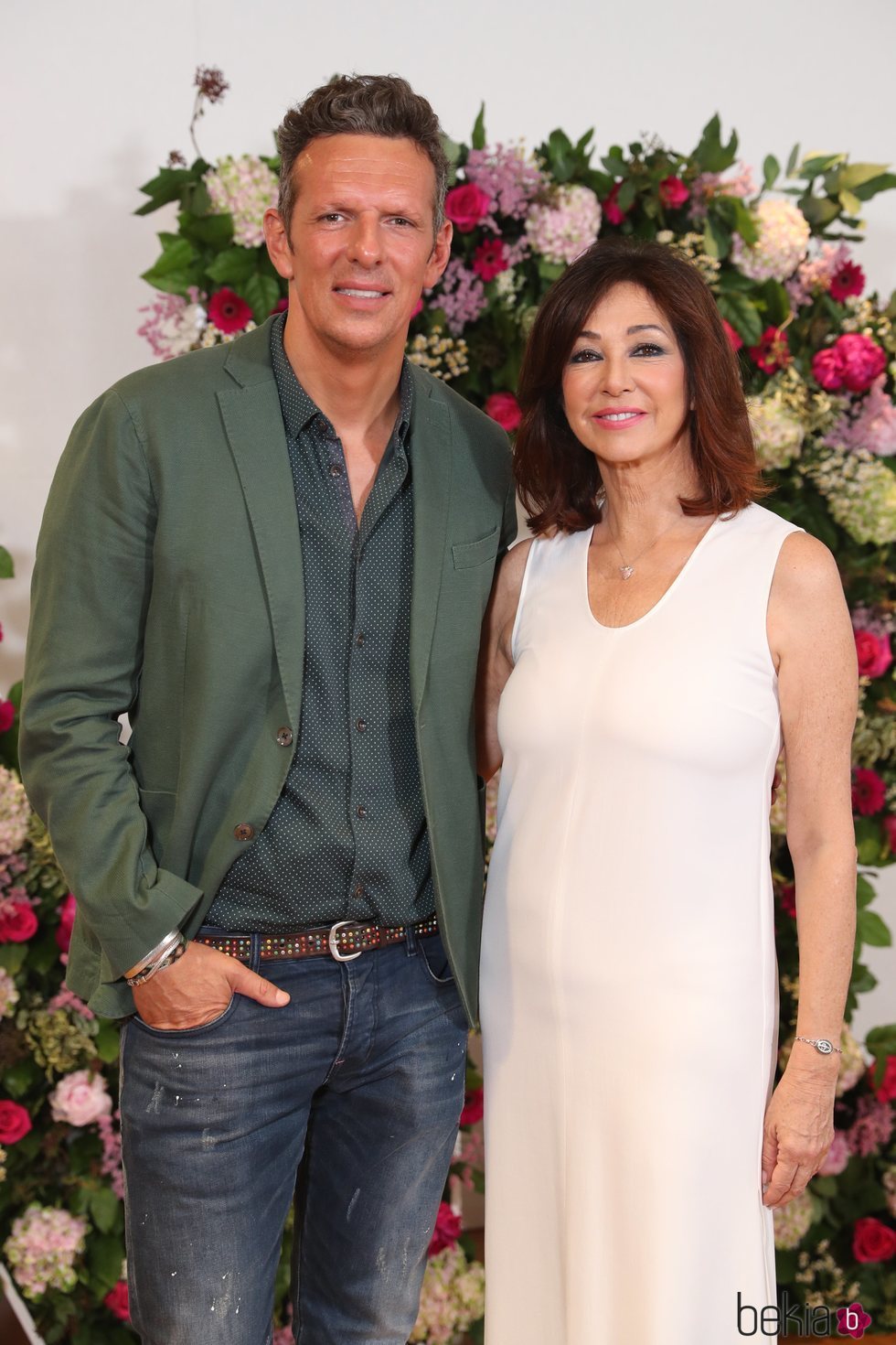 Joaquin Prat y Ana Rosa Quintana se despiden de la última temporada de 'El programa de AR'