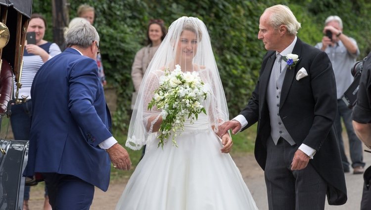 Celia McCorquodale el día de su boda a la que acudieron los Duques de Sussex