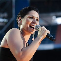 Rosa López durante el concierto de 'OT Bernabéu'