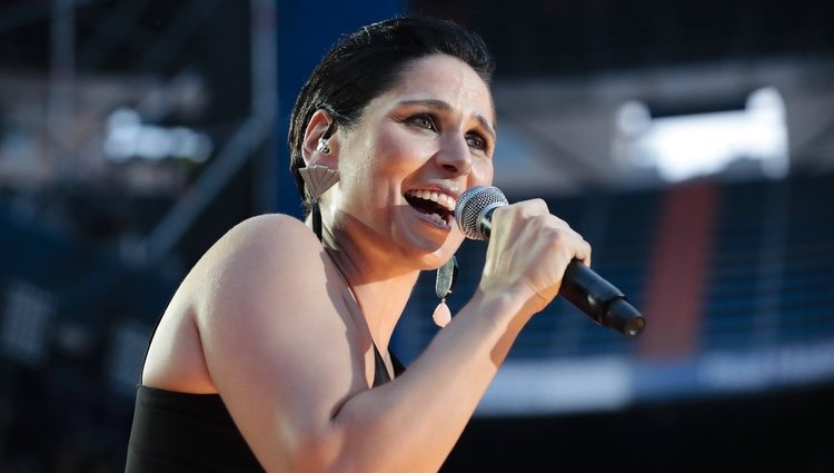 Rosa López durante el concierto de 'OT Bernabéu'