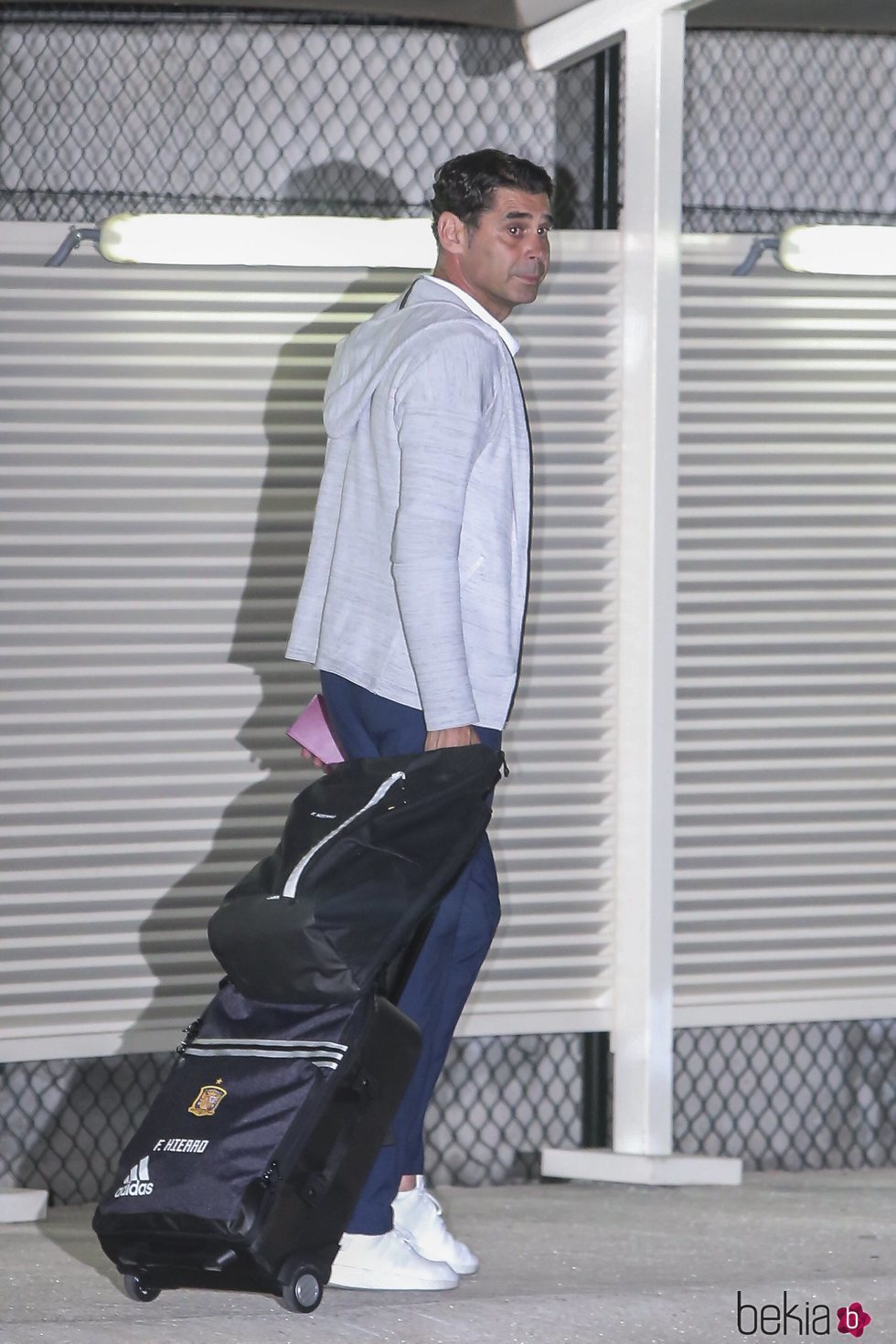 Fernando Hierro en el Aeropuerto Adolfo Suárez