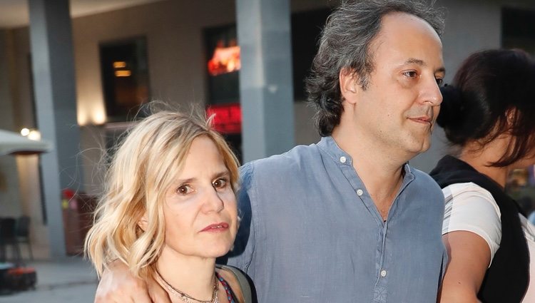 Narcís Rebollo y Eugenia Martínez de Irujo por las calles de Madrid