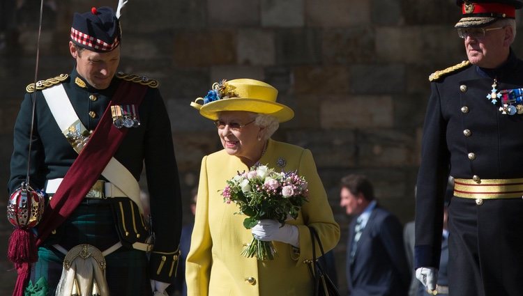 La Reina Isabel en la ceremonia de las llaves en Edimburgo