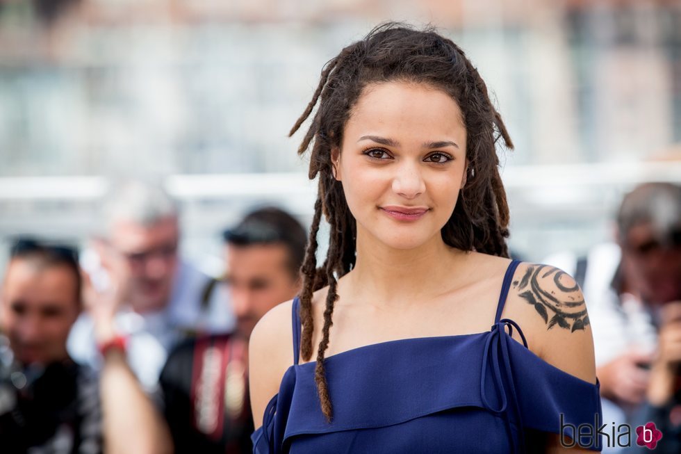 La actriz Sasha Lane posando durante la presentación de 'American honey'