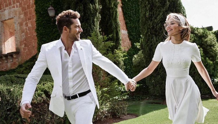 David Bisbal y Rosanna Zanetti celebrando su boda con un segundo look