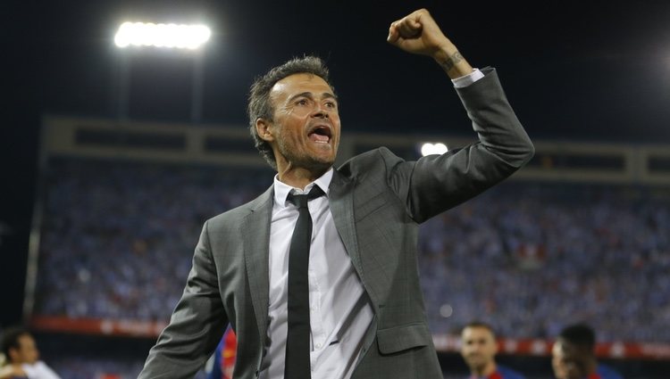 Luis Enrique celebrando un triunfo como entrenador