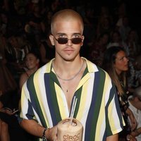 River Viiperi en el desfile de Andrés Sardá en la Fashion Week de Madrid