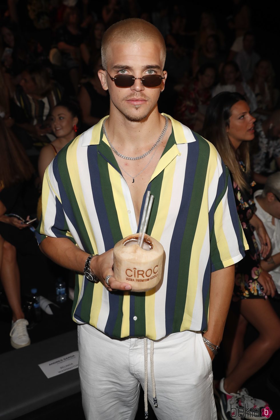 River Viiperi en el desfile de Andrés Sardá en la Fashion Week de Madrid